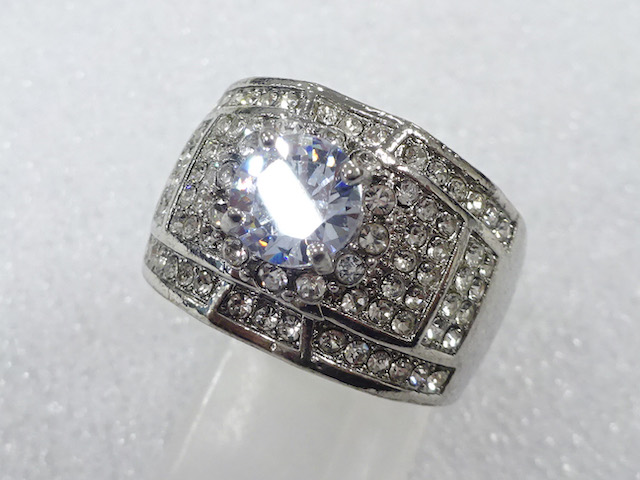 Japanese Kimono / Antique Accessories Metal